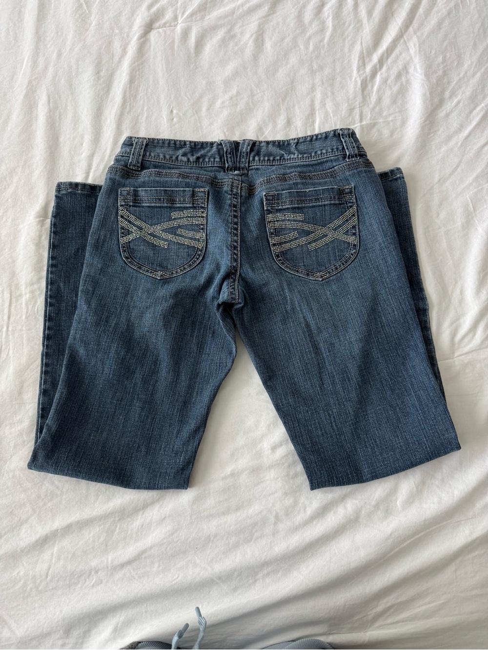 VTG Y2K Aéropostale Chelsea Bootcut Jeans Womens 9/10 Low Rise Rhinestone - Picture 2 of 12